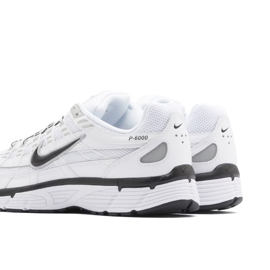 NIKE P-6000 WHITE METALLIC SILVER BLACK