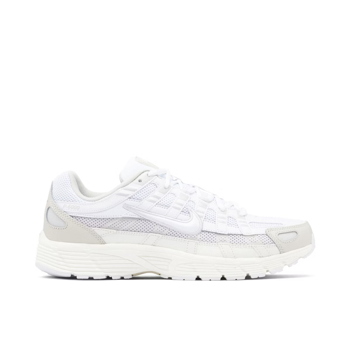 NIKE P-6000 WHITE SAIL VAST GREY