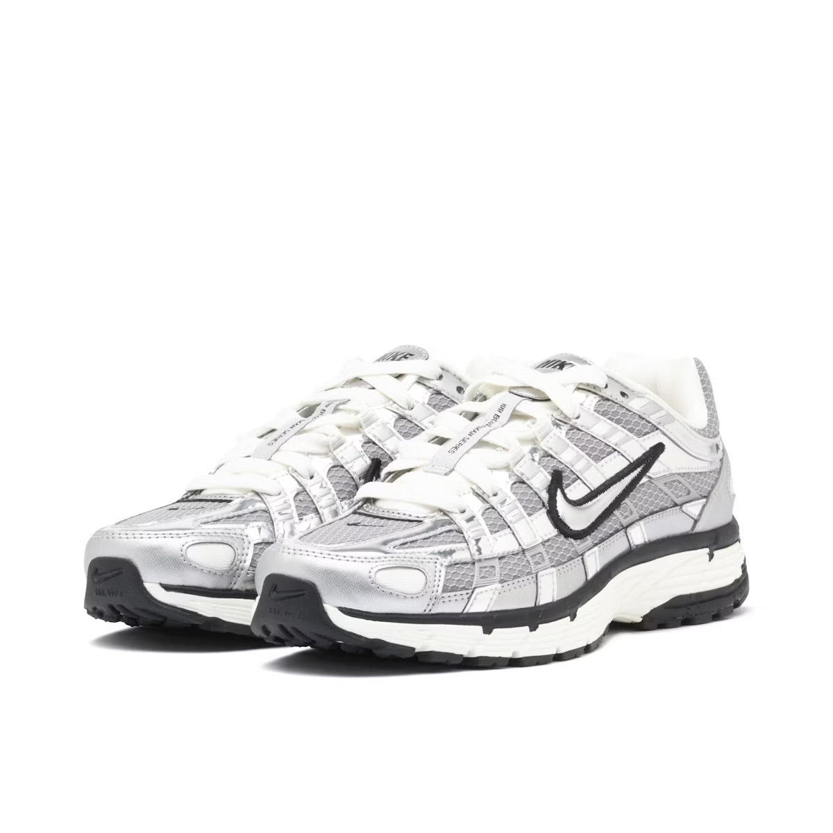 NIKE P-6000 METALLIC SILVER